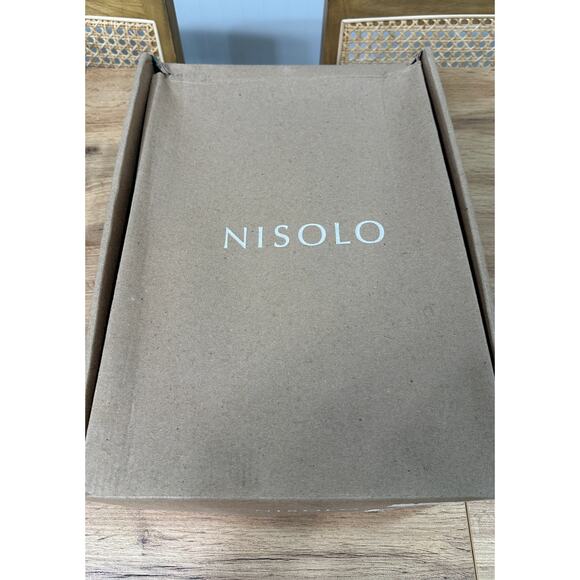 Nisolo Carmen Chelsea Boot Black Leather Size 6.5/7 NIB Versatile Elegant Rugged - Picture 15 of 15